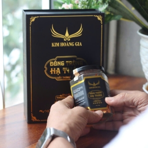 Đông trùng hạ thảo thượng hạng ( sấy thăng hoa )